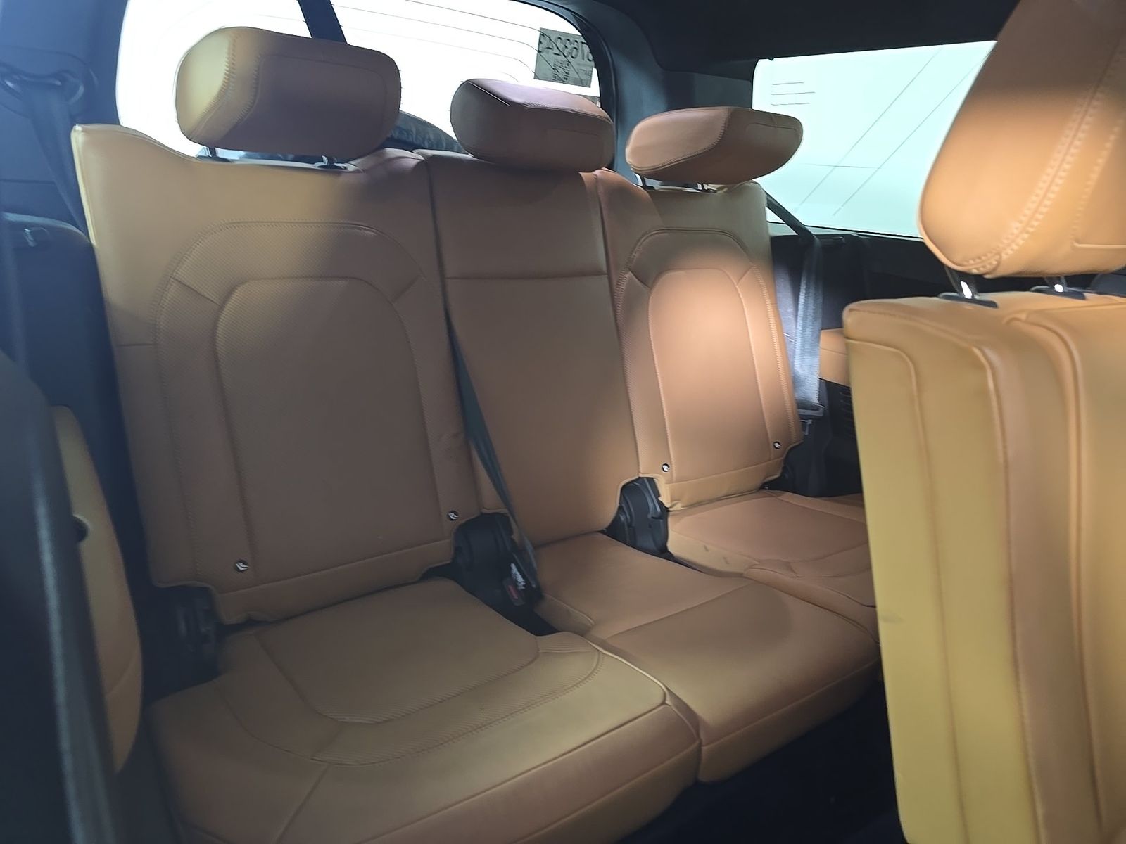 2023 Land Rover Defender 130 SE AWD