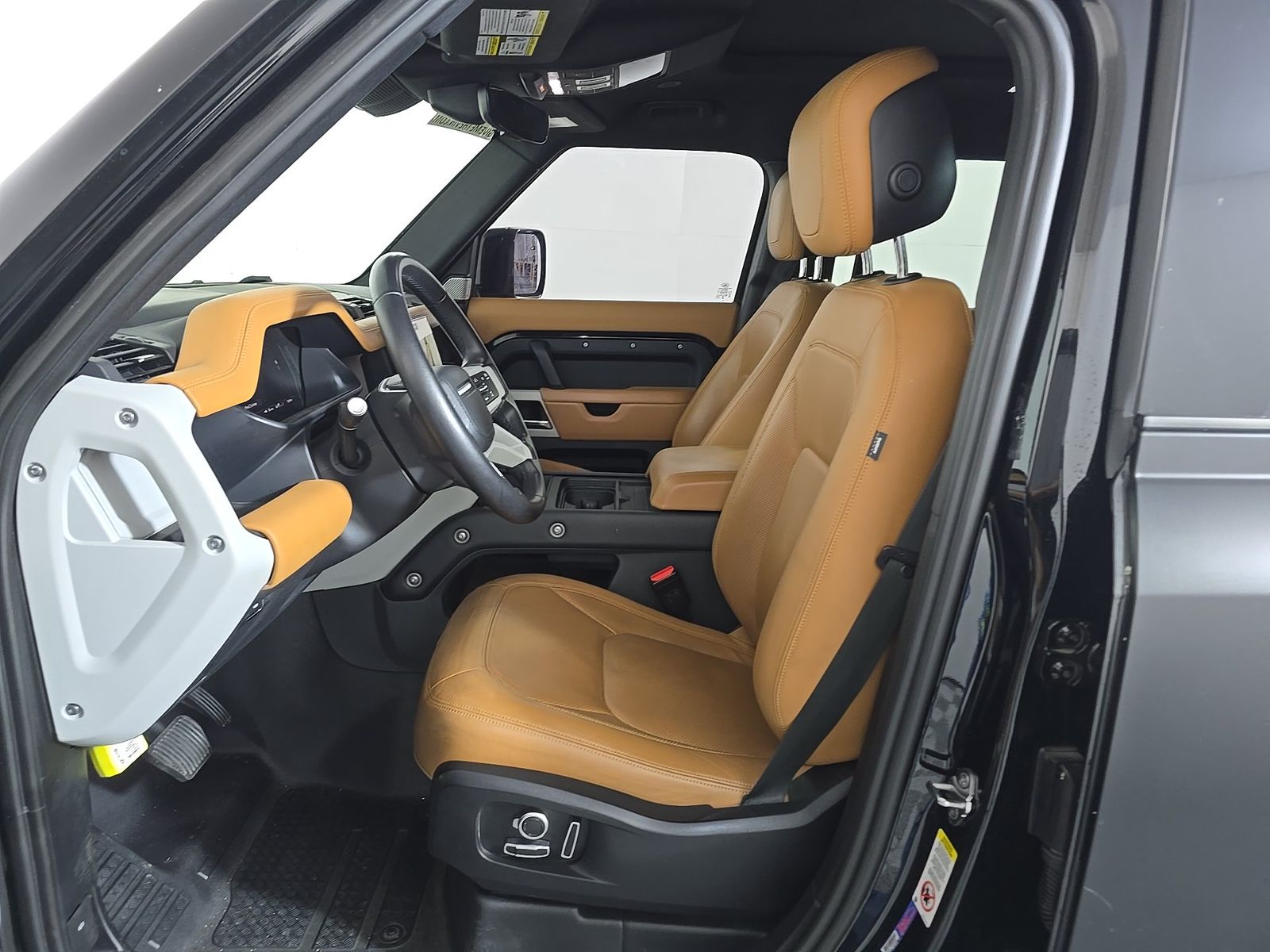 2023 Land Rover Defender 130 SE AWD