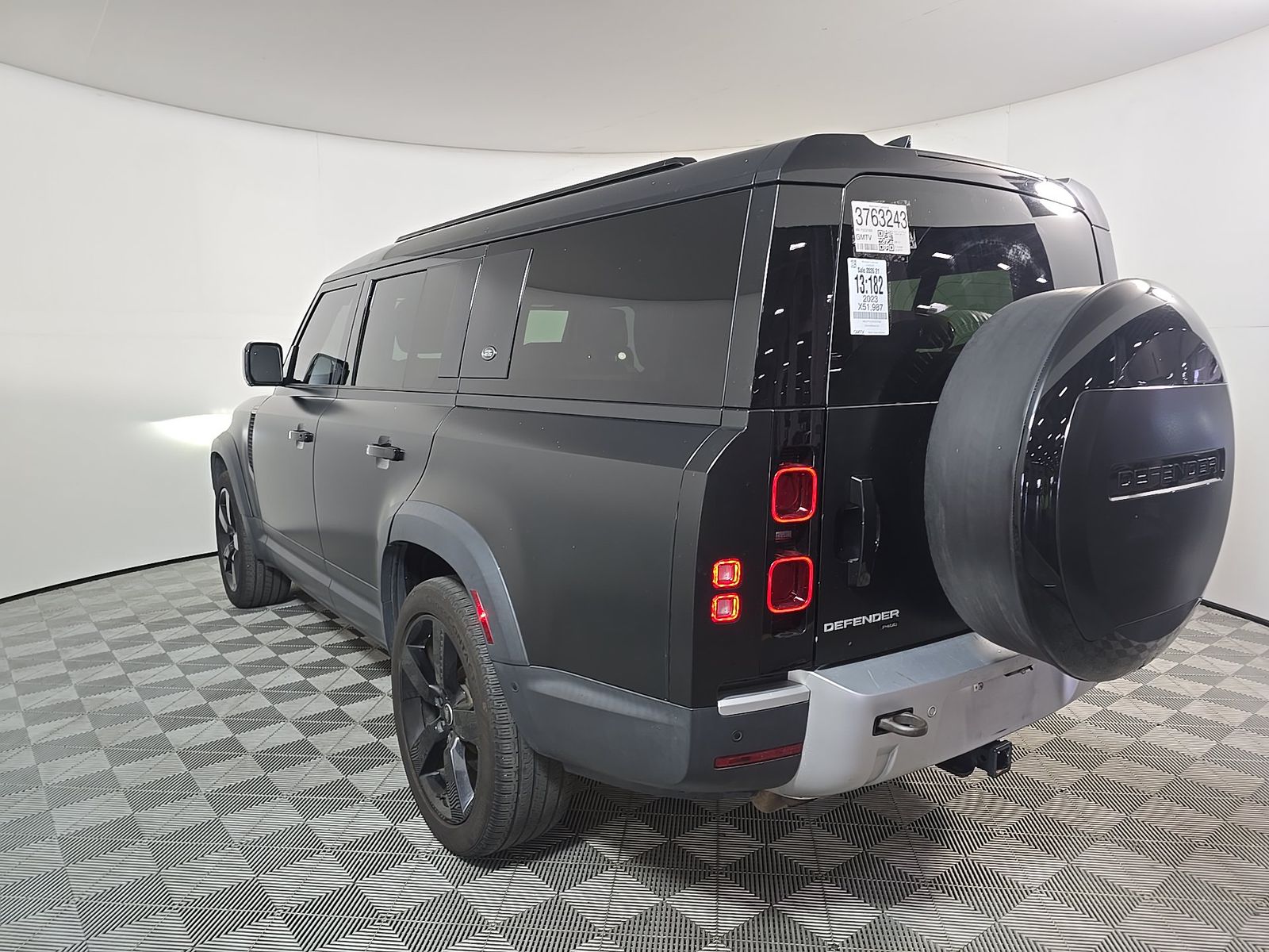 2023 Land Rover Defender 130 SE AWD