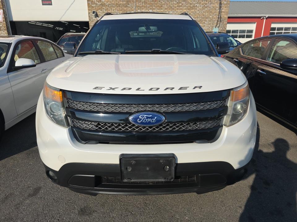 FORD EXPLORER - 3