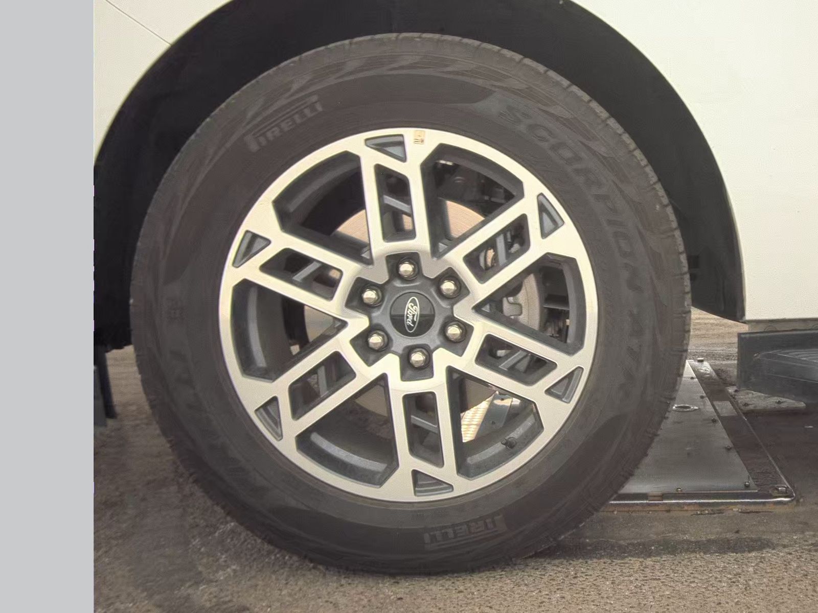 FORD EXPEDITION MAX - 10