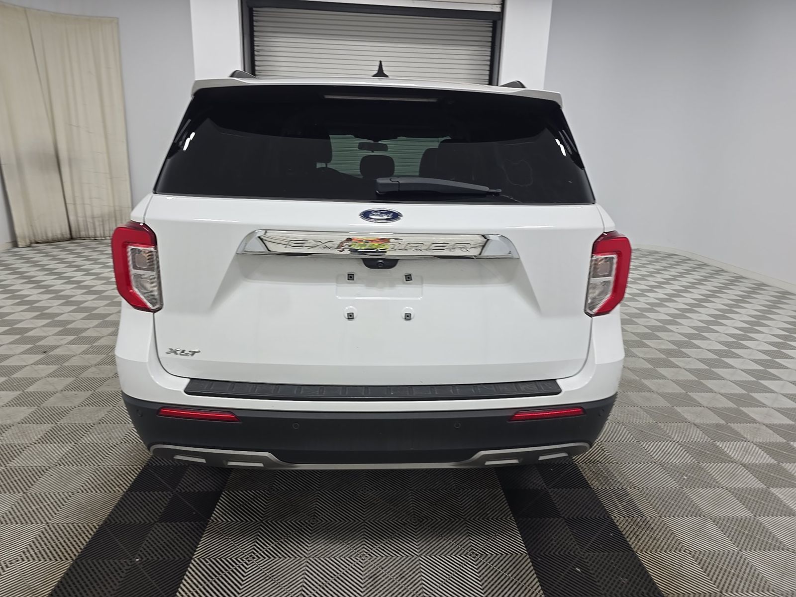 FORD EXPLORER - 6