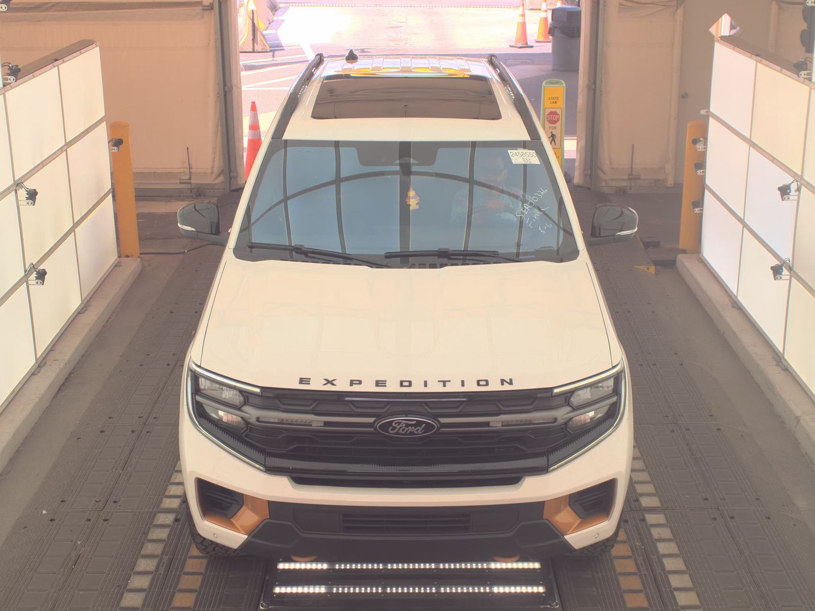 FORD EXPEDITION - 3