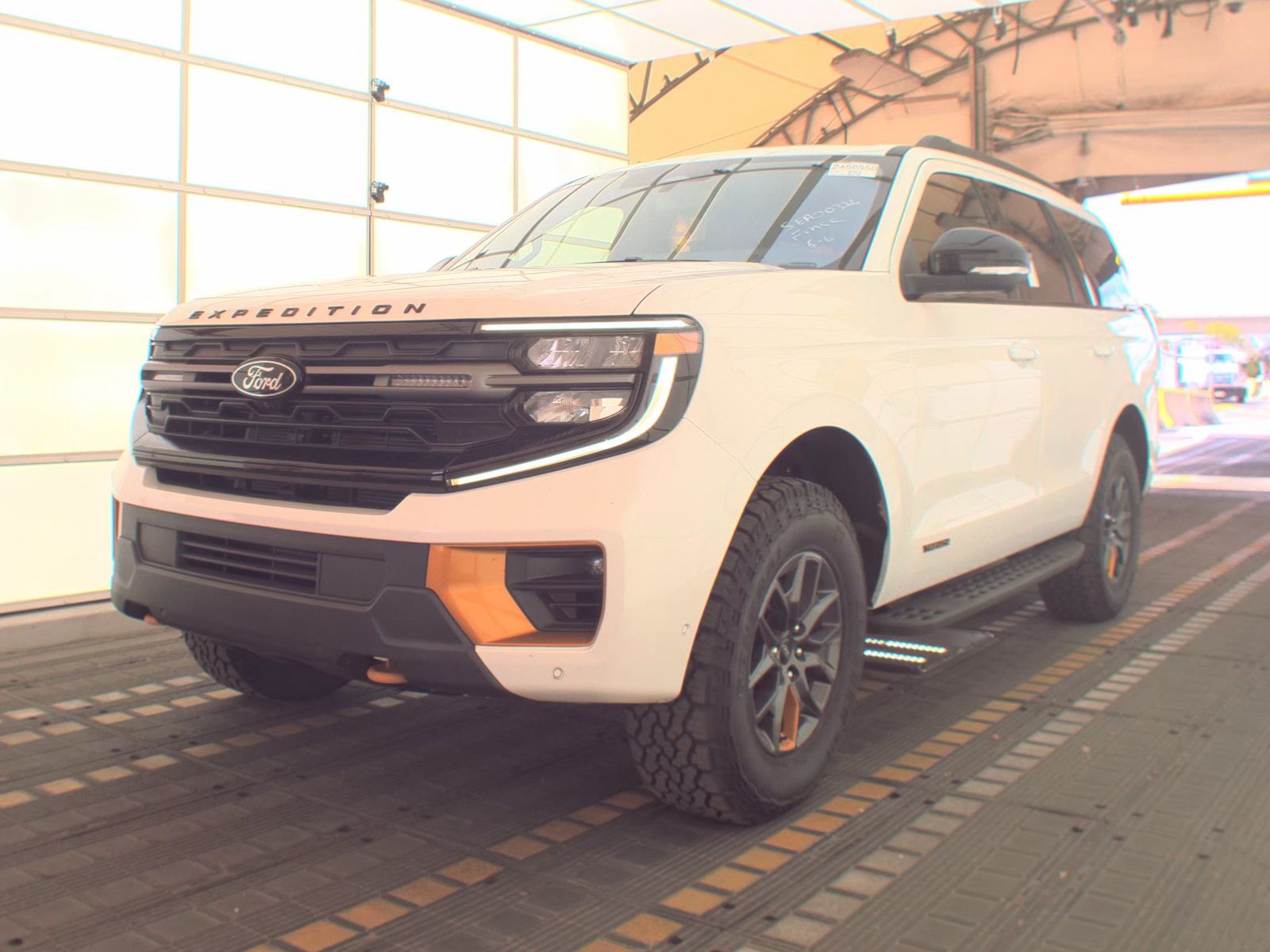 FORD EXPEDITION - 1