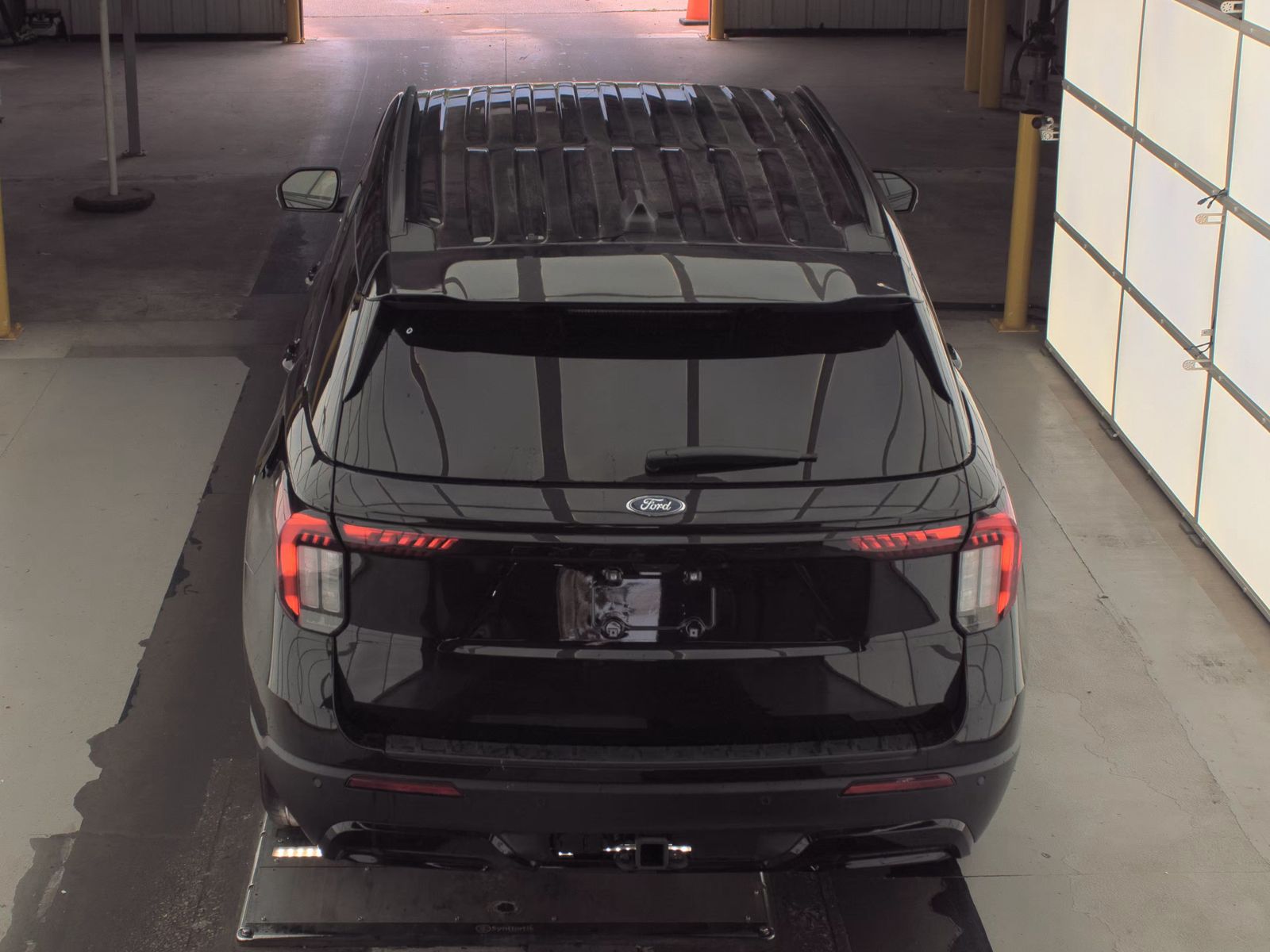 FORD EXPLORER - 7