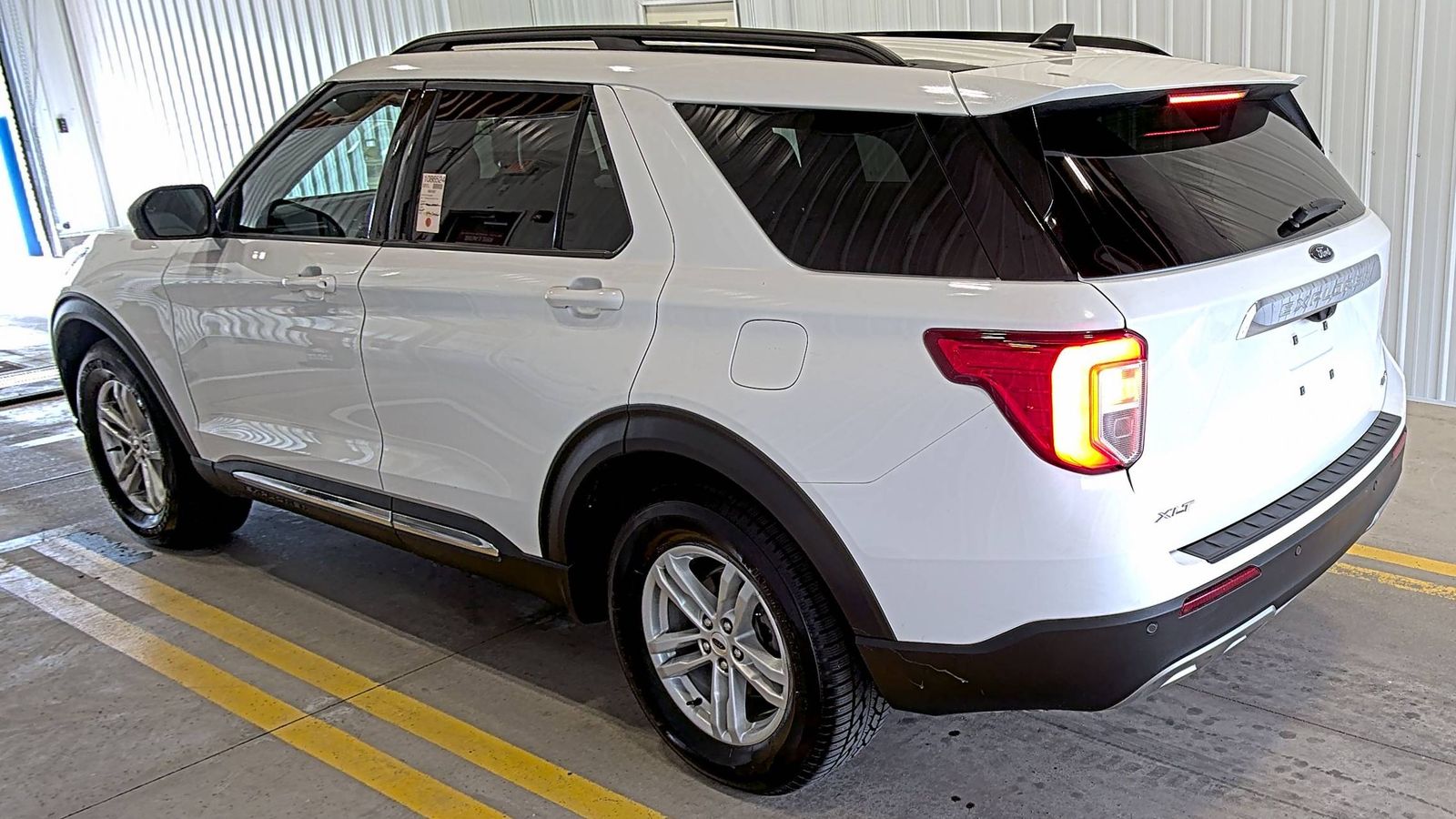 FORD EXPLORER - 7
