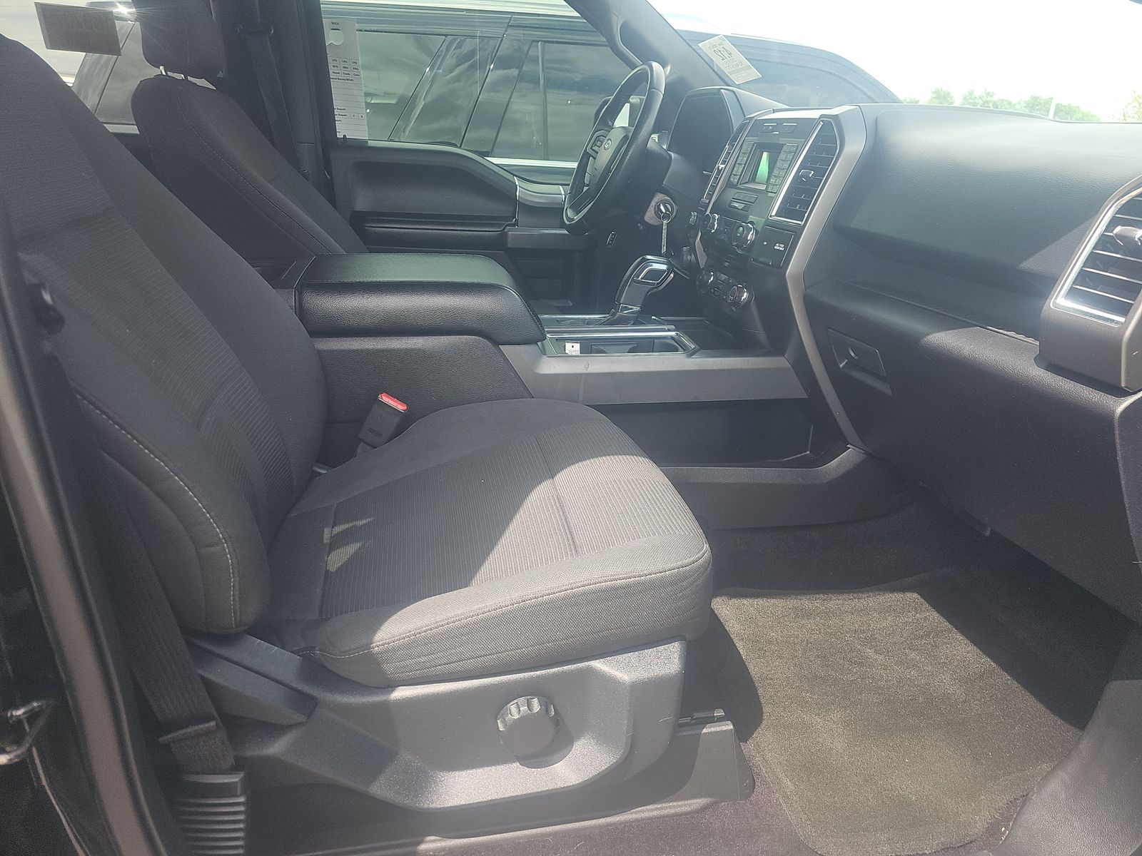 FORD F-150 - 9