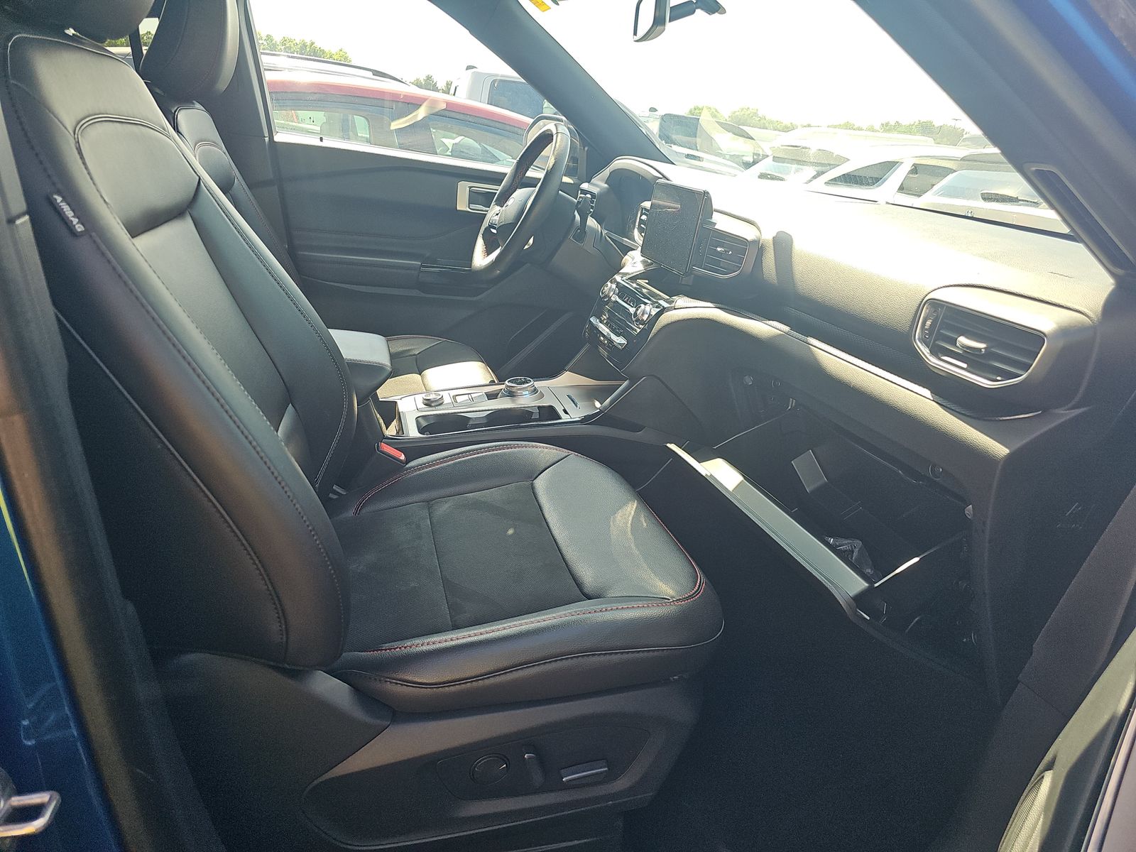 FORD EXPLORER - 3