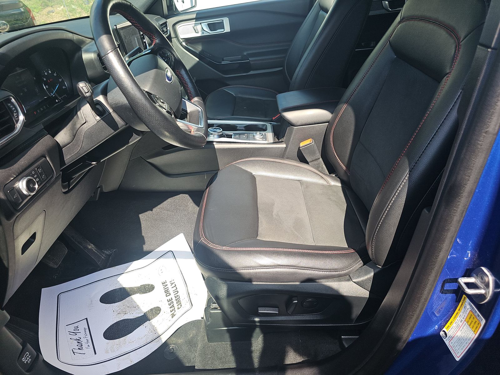 FORD EXPLORER - 1