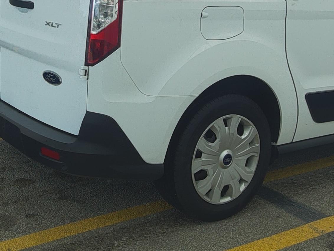 FORD TRANSIT CONNECT - 10