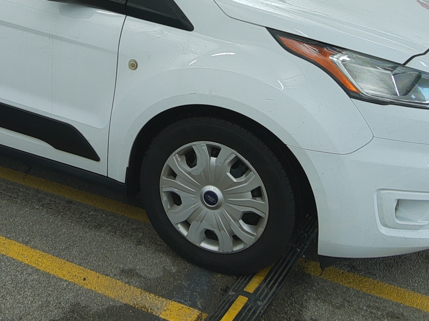 FORD TRANSIT CONNECT - 9