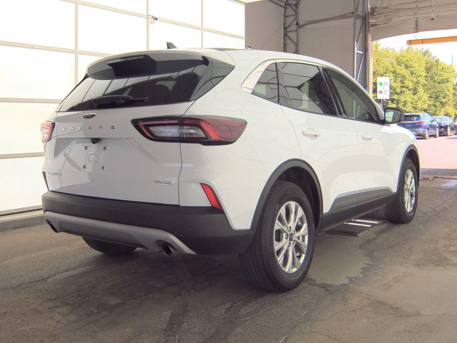 FORD ESCAPE - 6