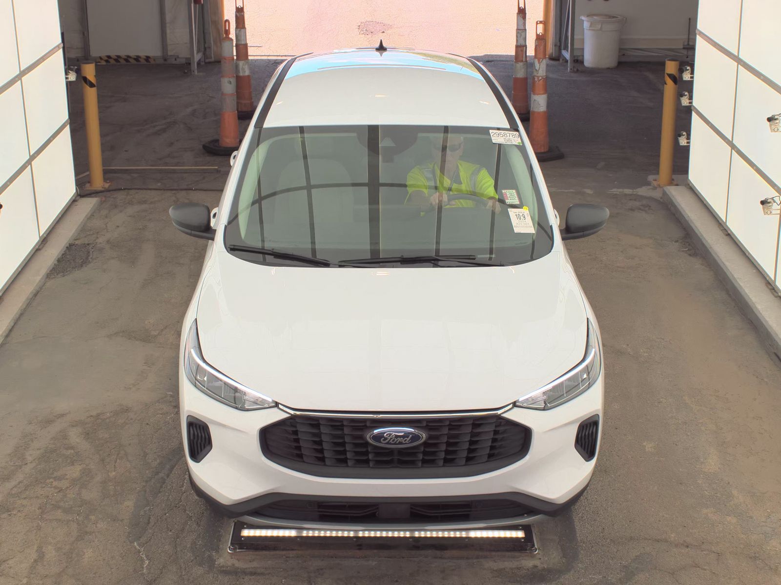 FORD ESCAPE - 3