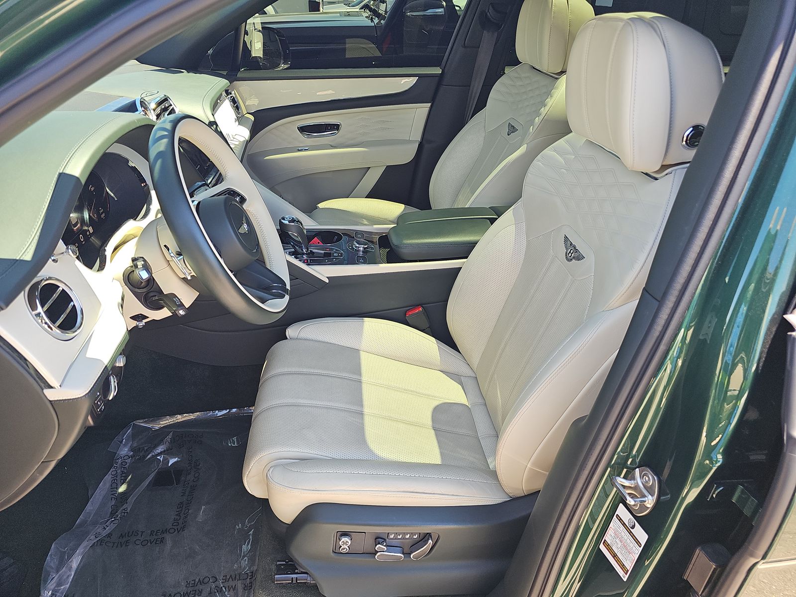 2023 Bentley Bentayga EWB Azure AWD