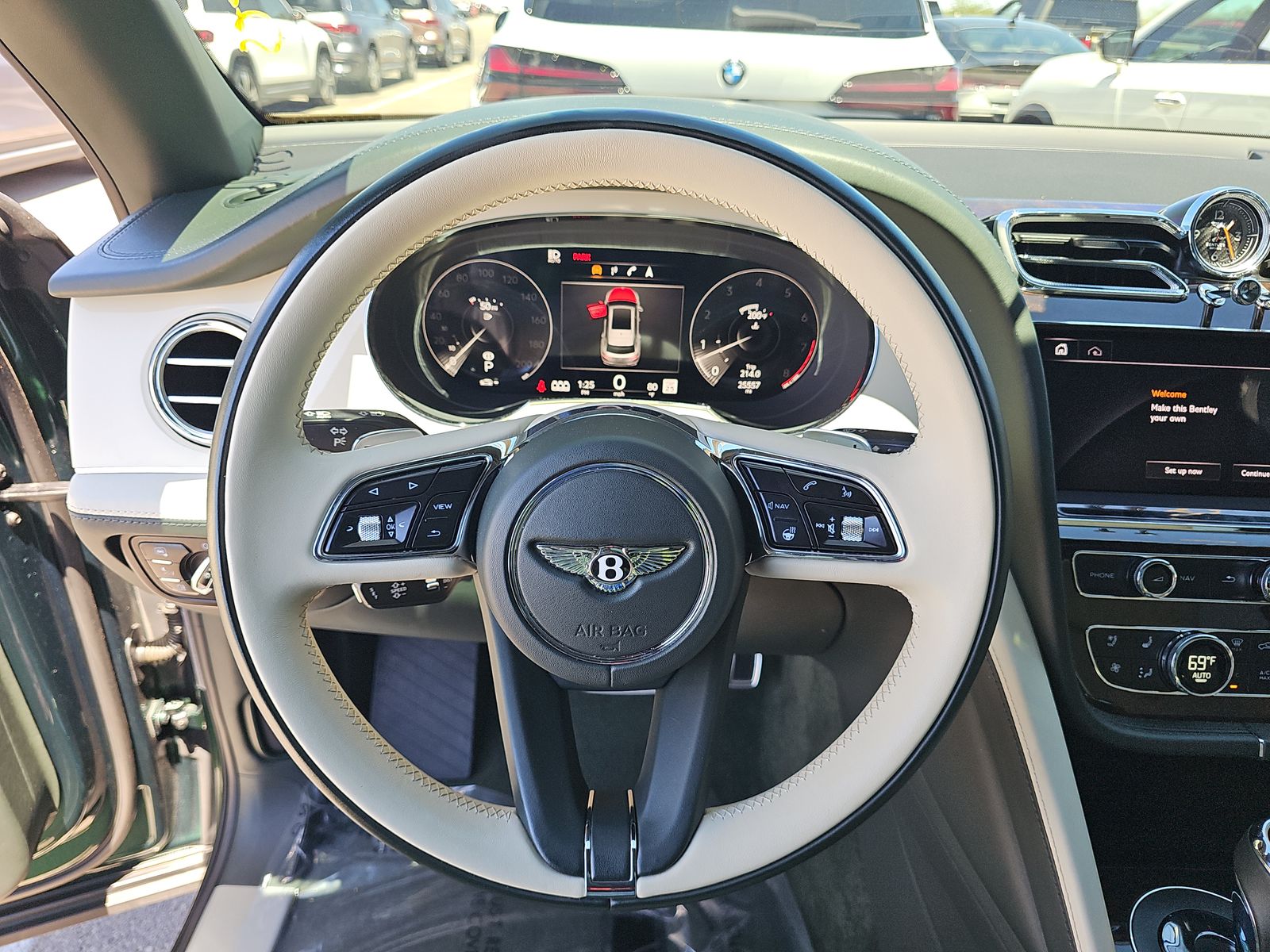 2023 Bentley Bentayga EWB Azure AWD
