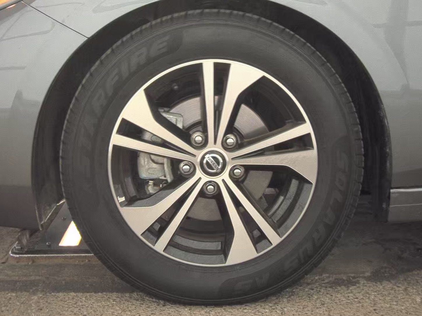 NISSAN SENTRA - 10