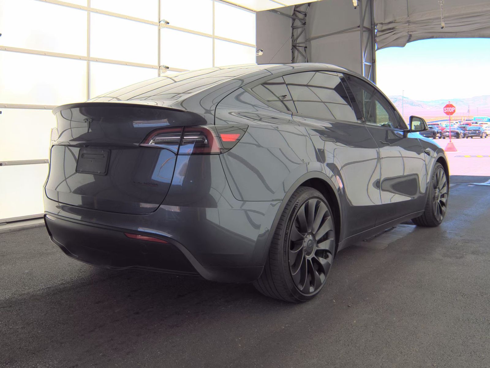 TESLA MODEL Y - 6