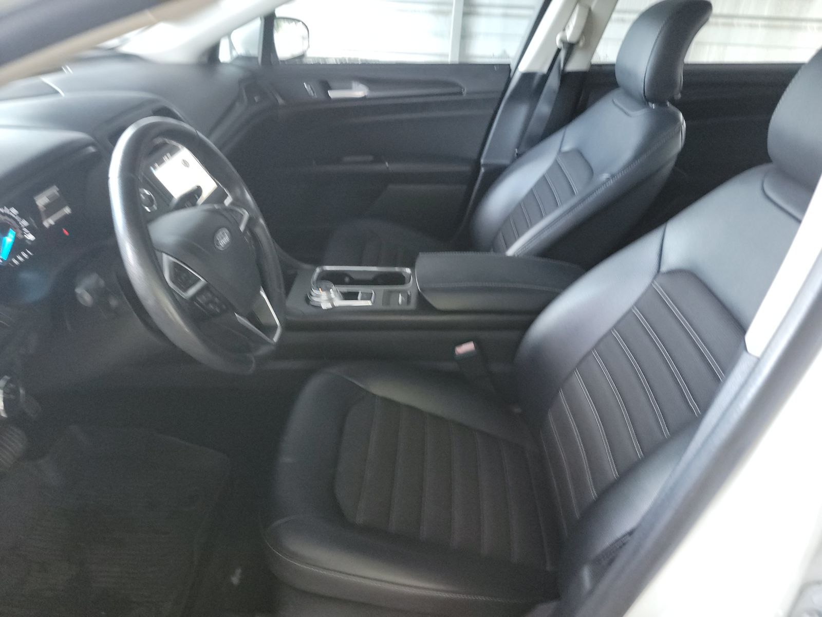 FORD FUSION - 8