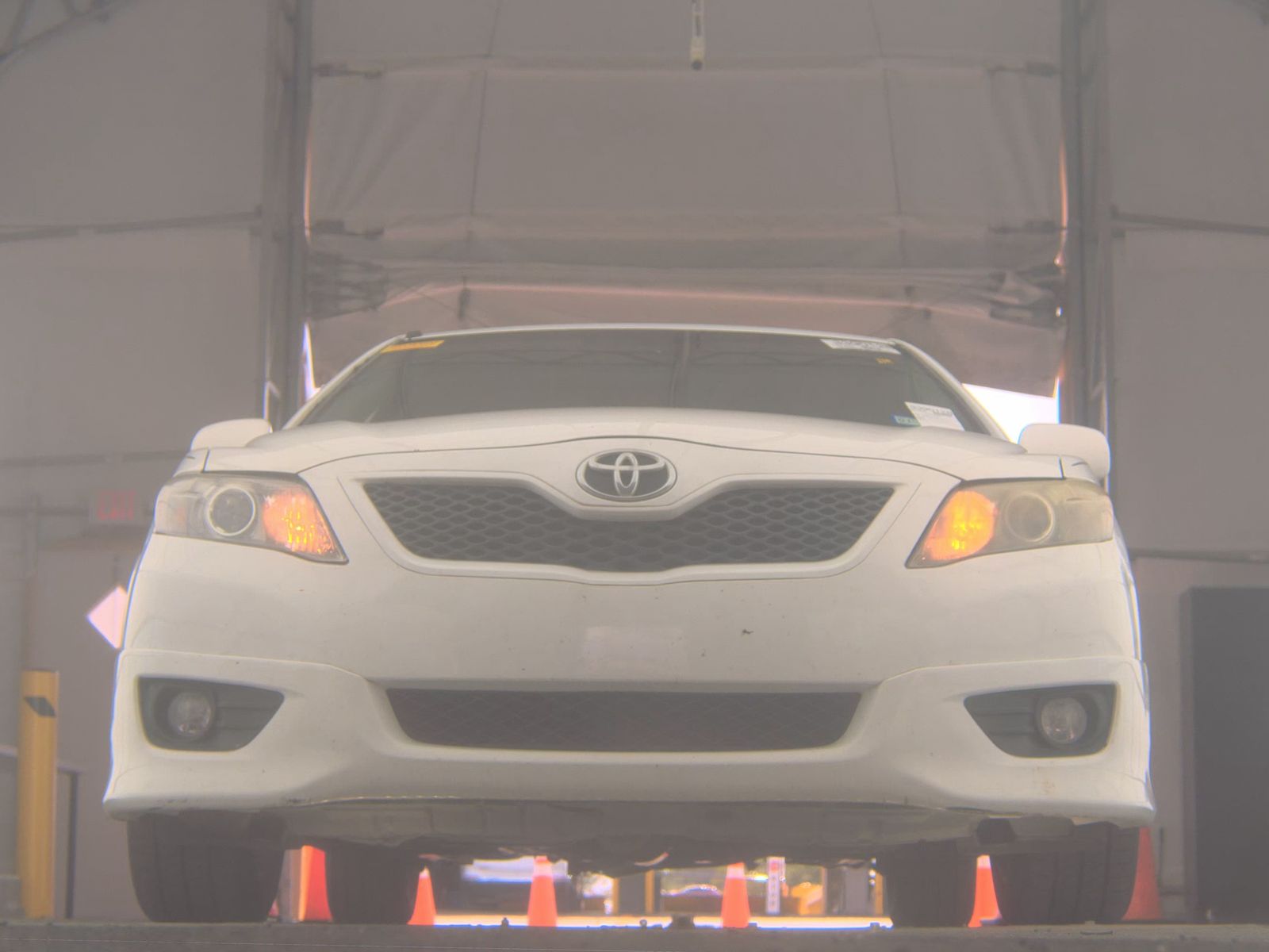 TOYOTA CAMRY - 4