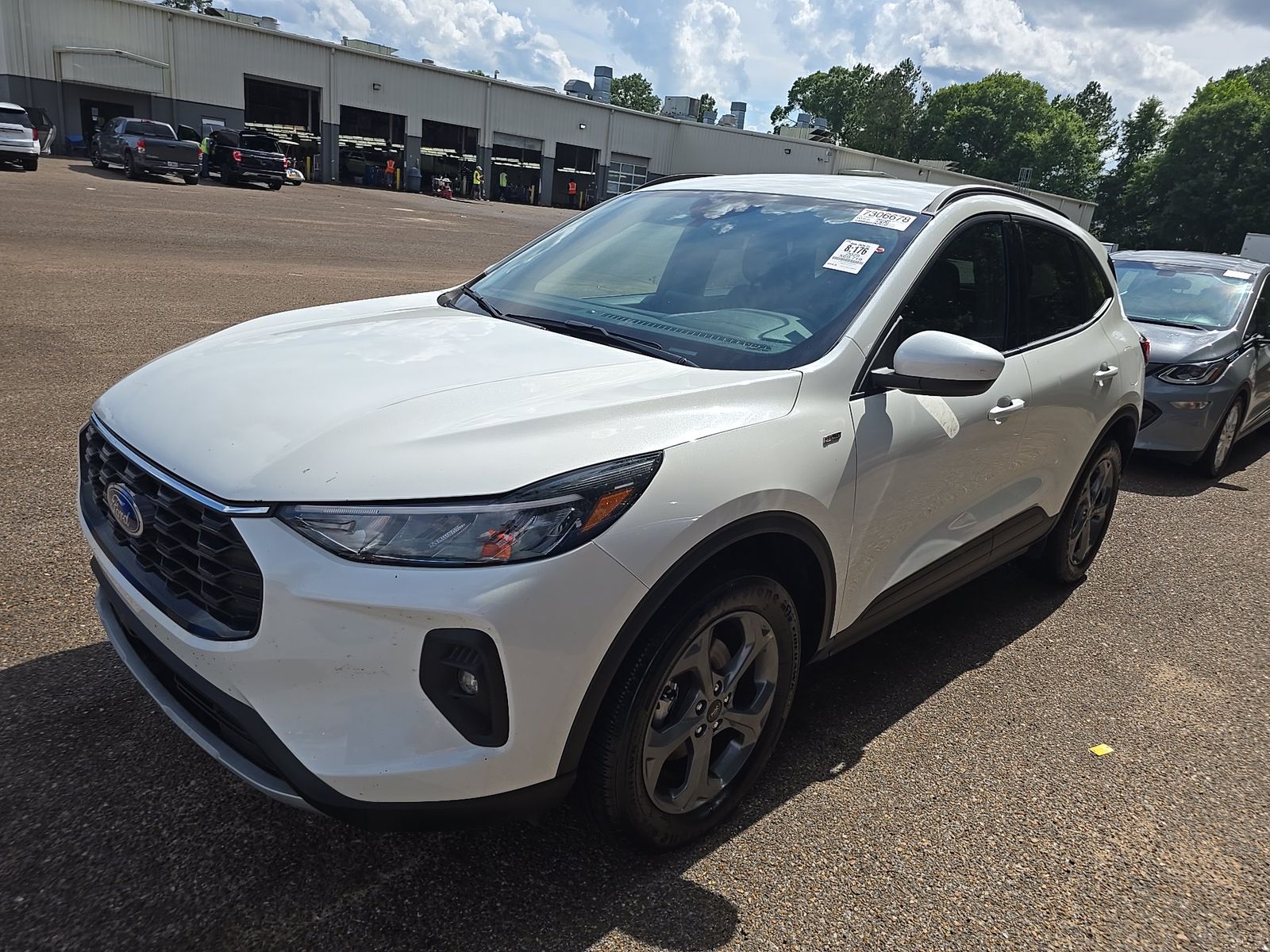 2025 Ford Escape Hybrid ST-Line Select AWD