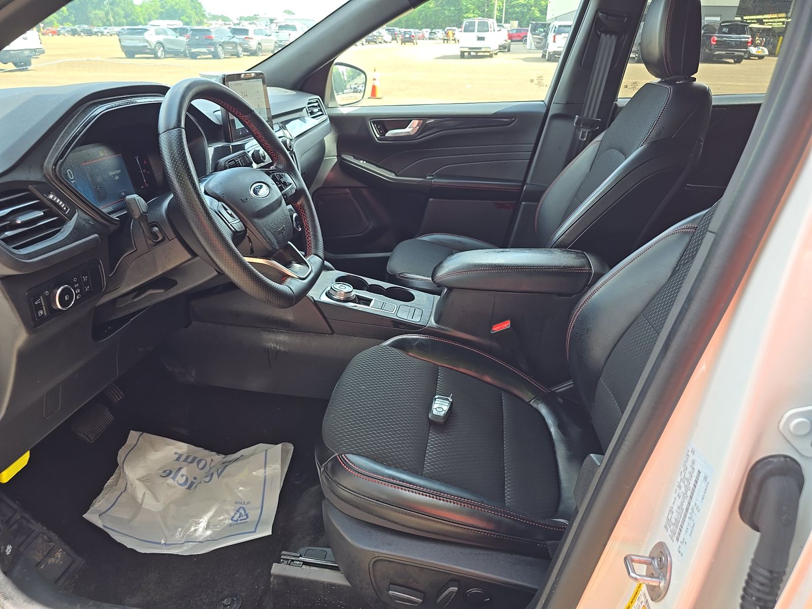 2025 Ford Escape Hybrid ST-Line Select AWD