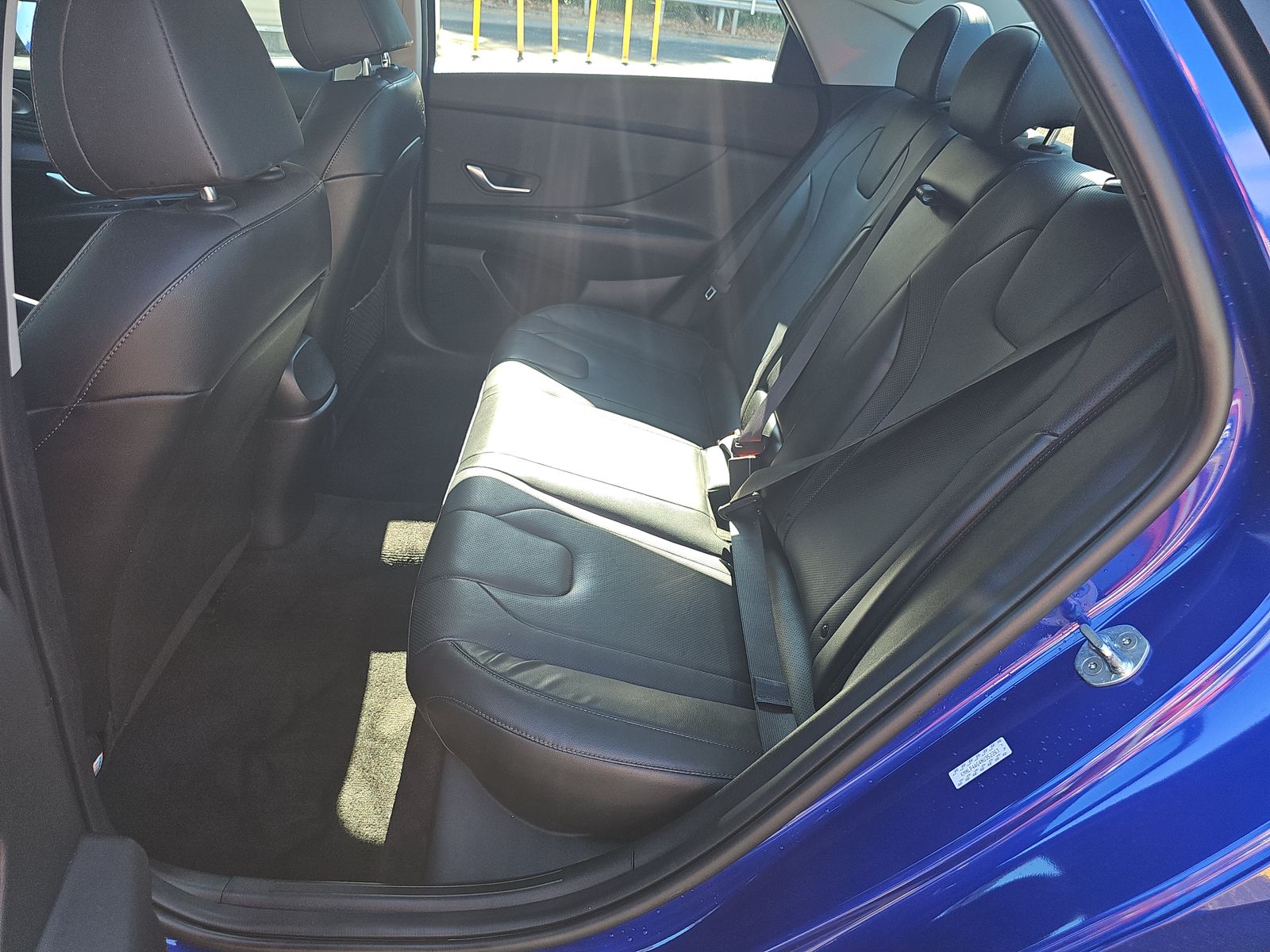 2022 Hyundai Elantra Limited FWD