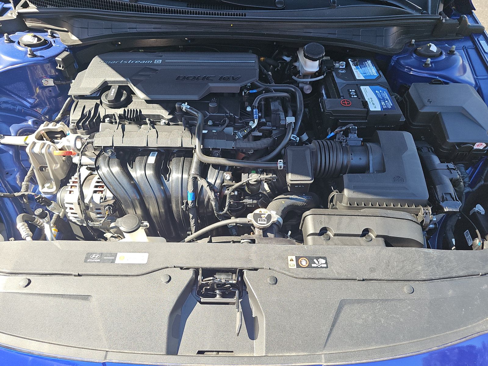 2022 Hyundai Elantra Limited FWD