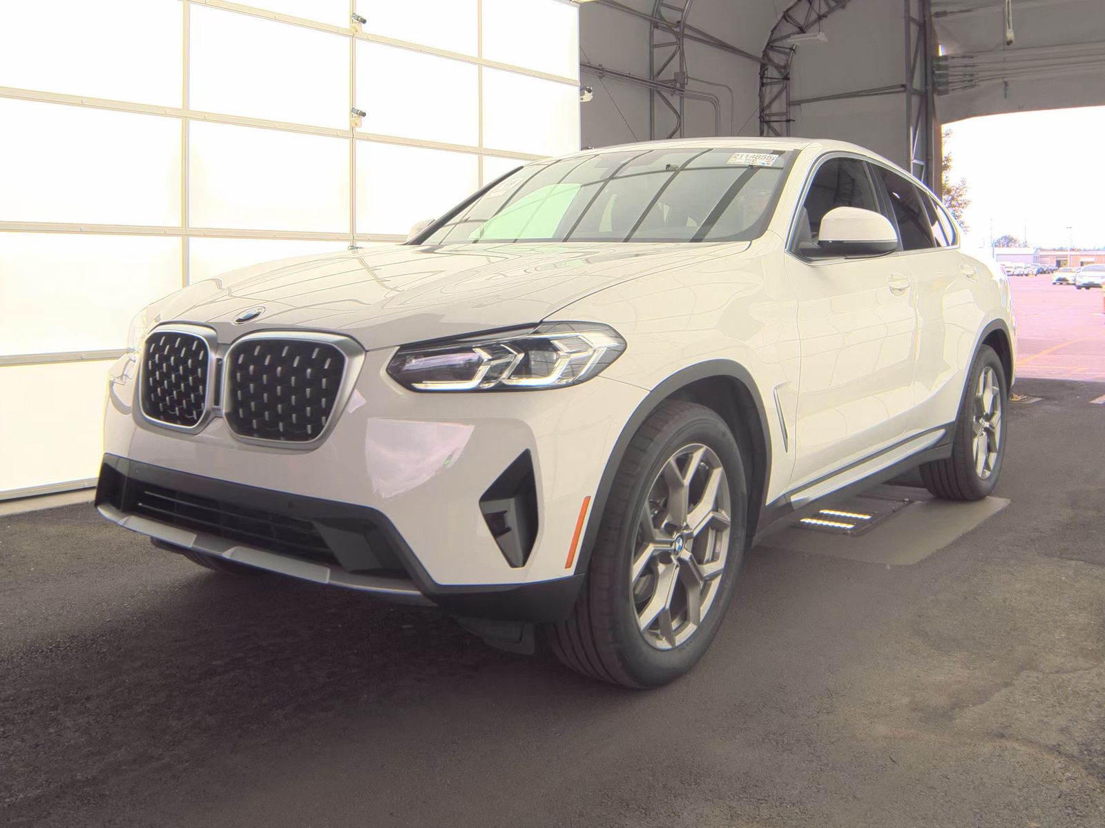 2025 BMW X4 xDrive30i AWD