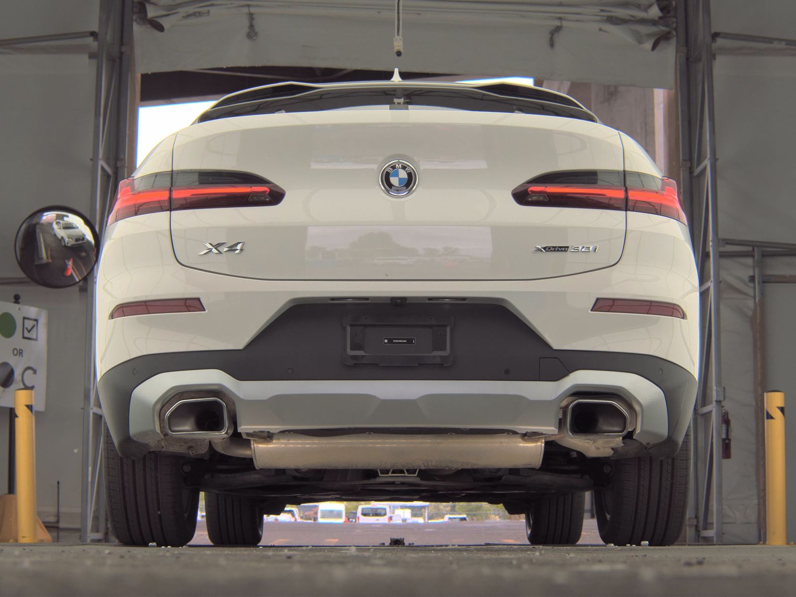 2025 BMW X4 xDrive30i AWD