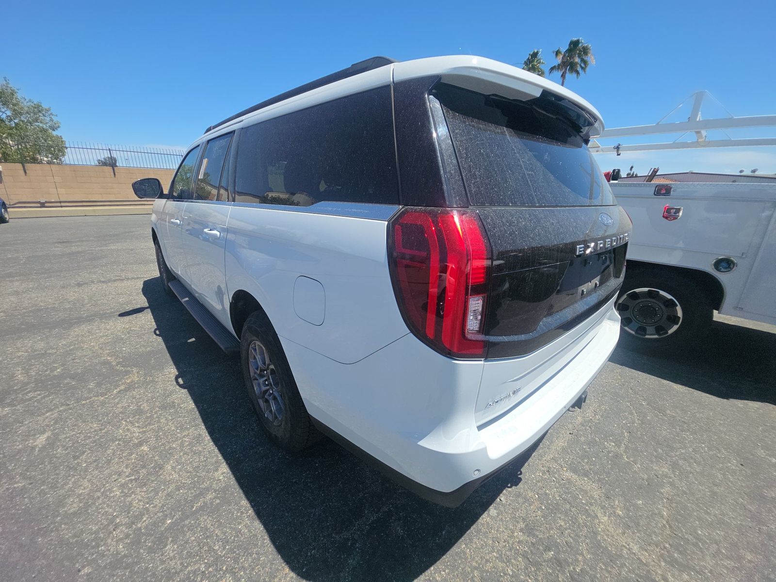 FORD EXPEDITION MAX - 7