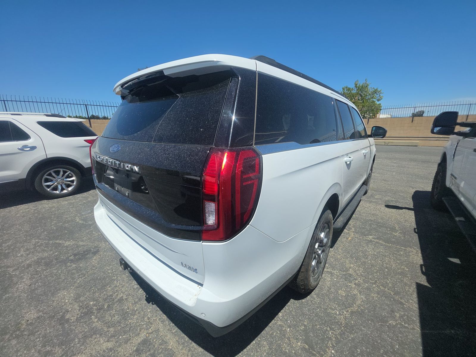 FORD EXPEDITION MAX - 5
