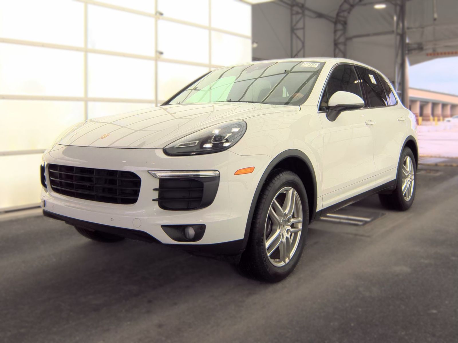 PORSCHE CAYENNE - 1