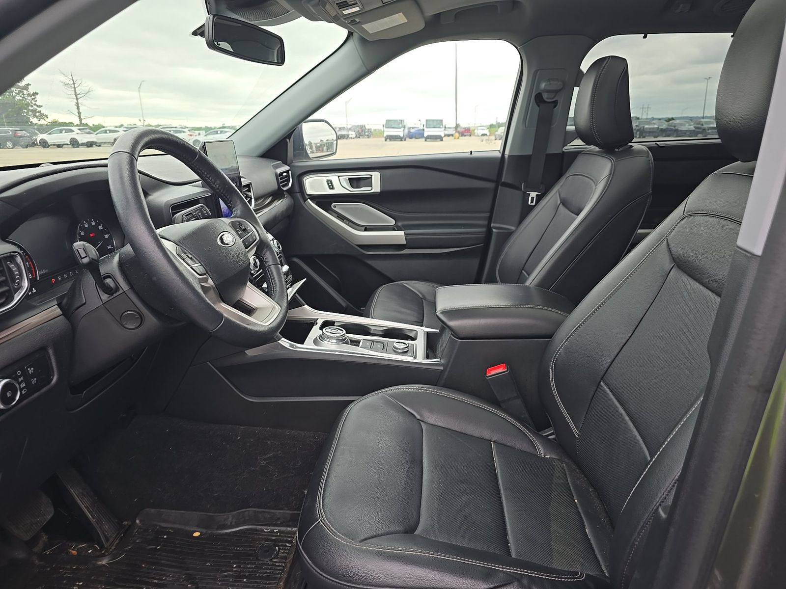 FORD EXPLORER - 8