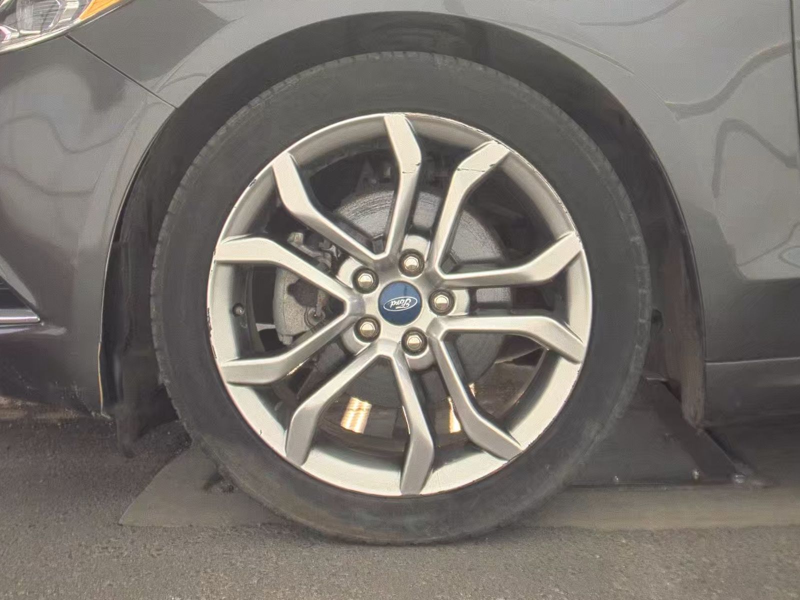 FORD FUSION - 10