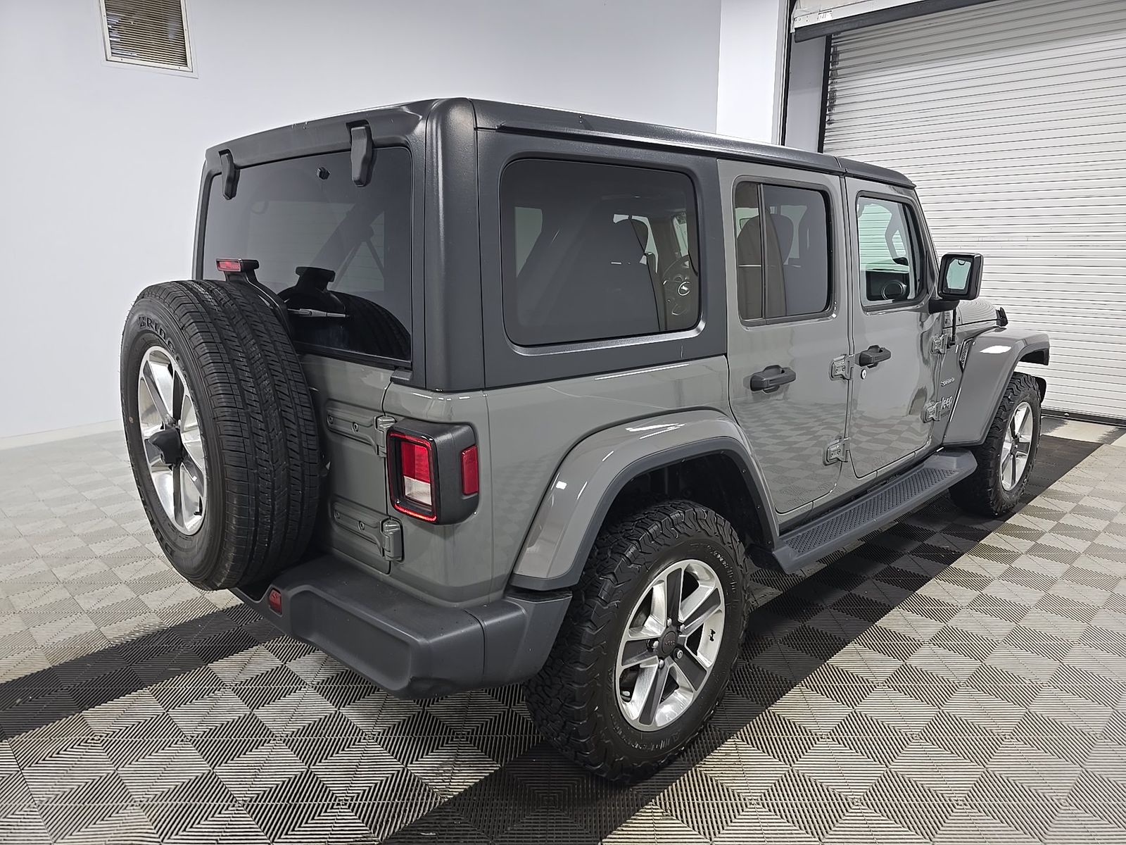 2018 Jeep Wrangler Unlimited Sahara AWD