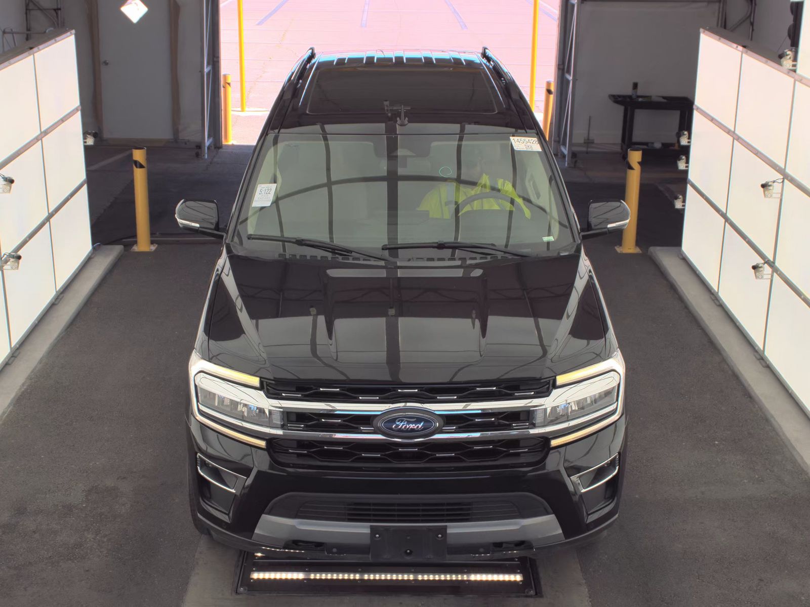FORD EXPEDITION - 3