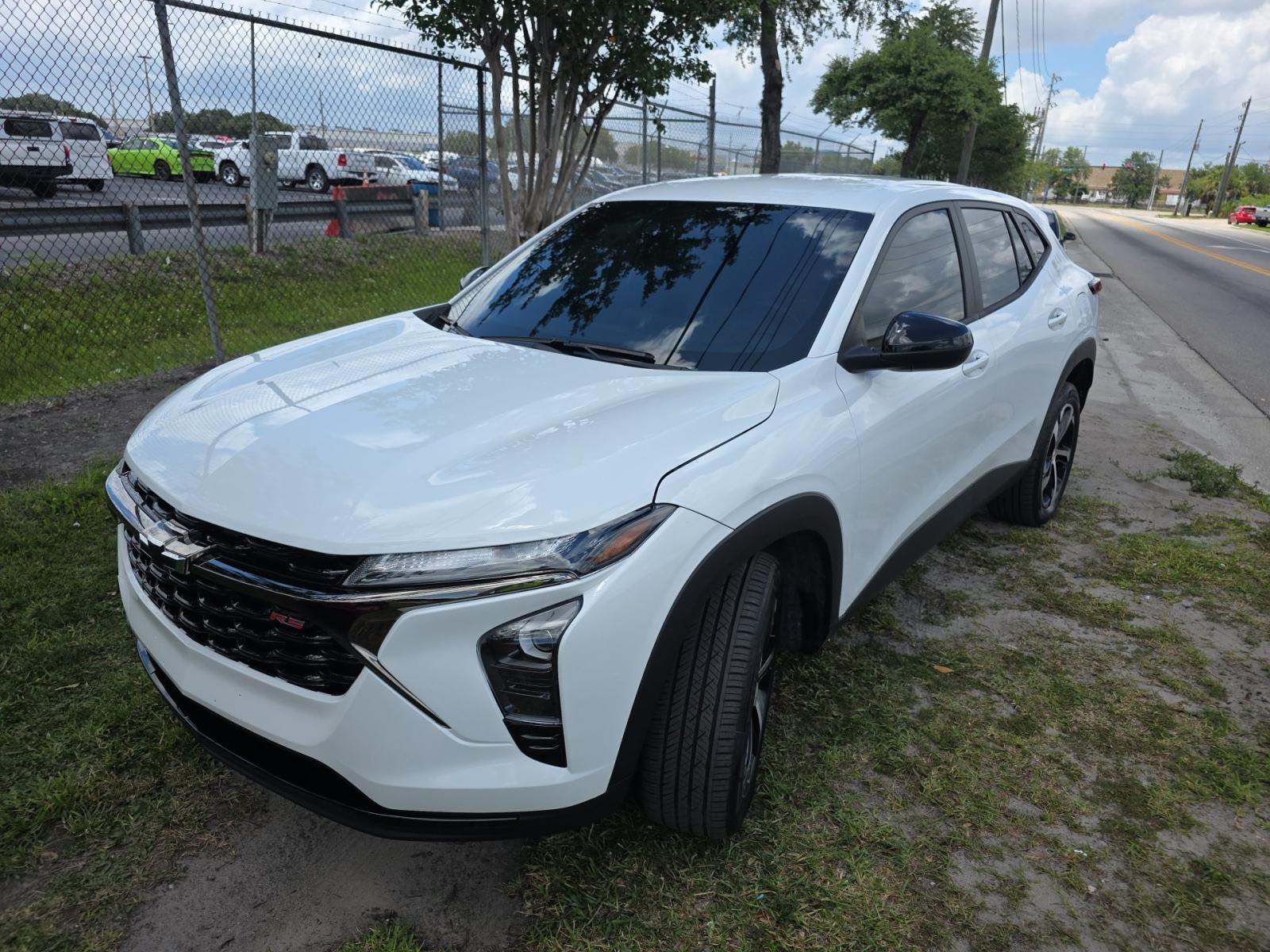 CHEVROLET TRAX - 1