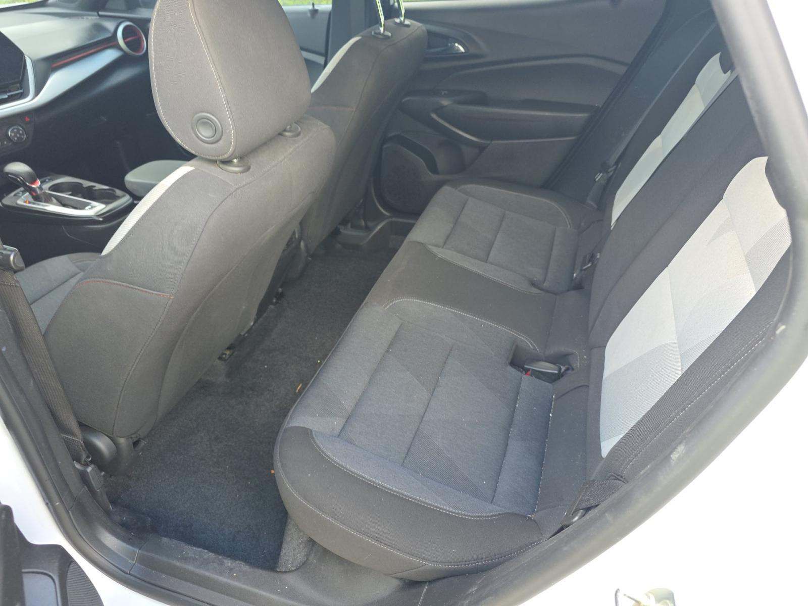 CHEVROLET TRAX - 8