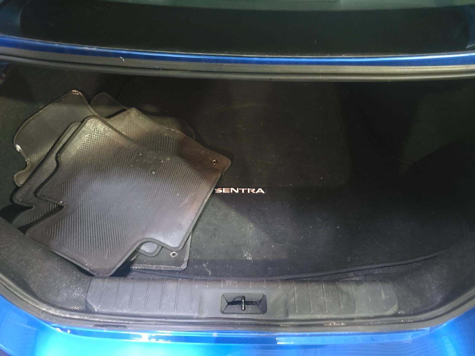 NISSAN SENTRA - 9