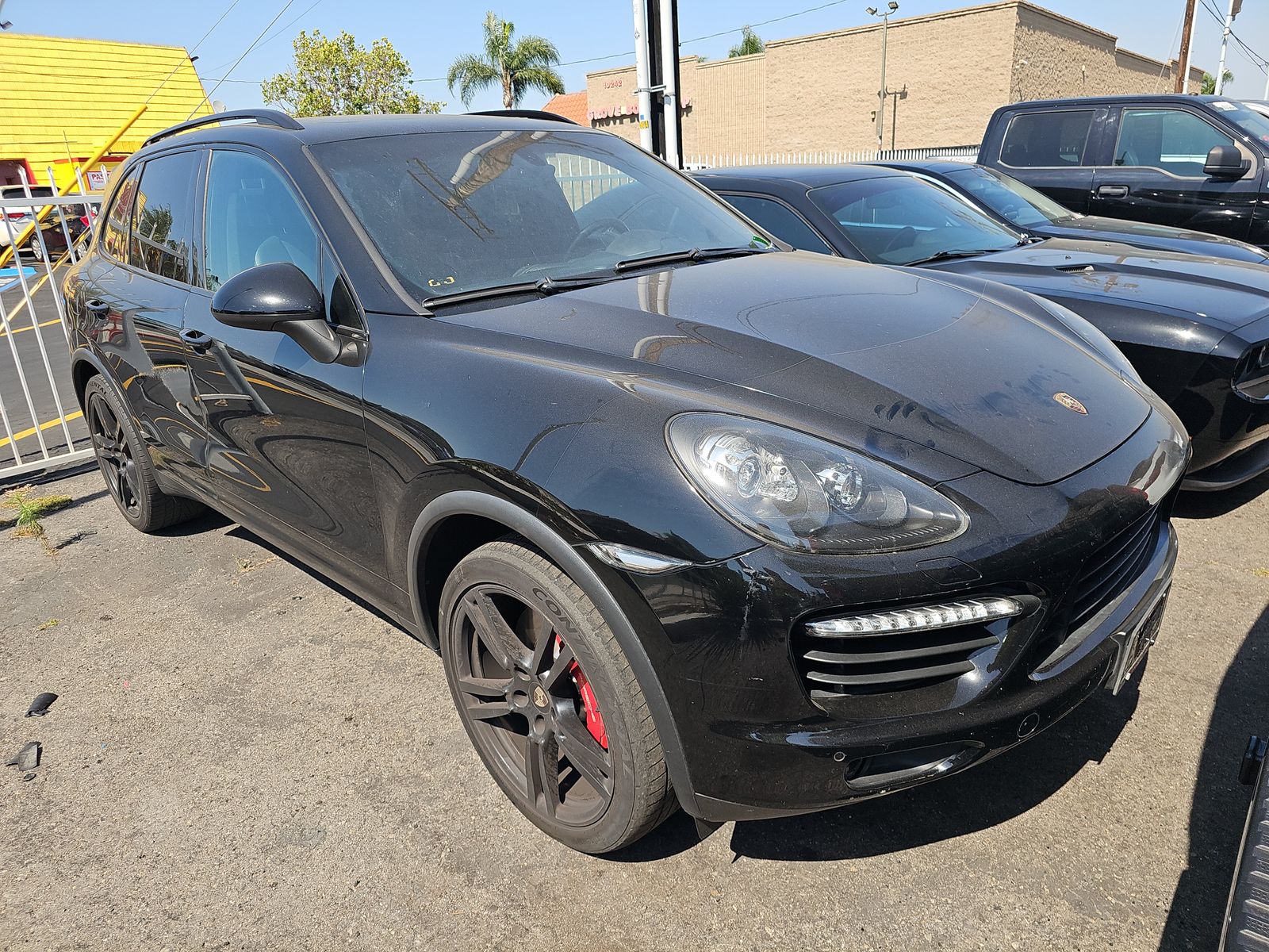 PORSCHE CAYENNE - 4