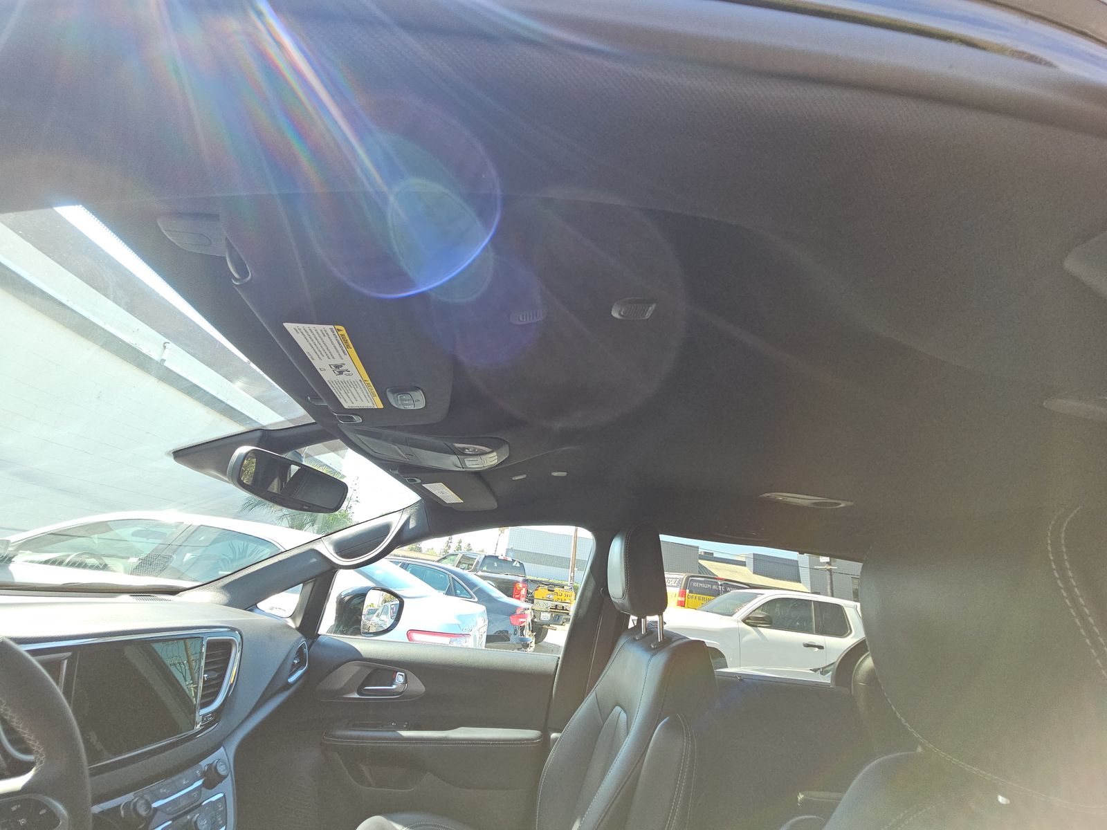 2025 Chrysler Pacifica Select FWD