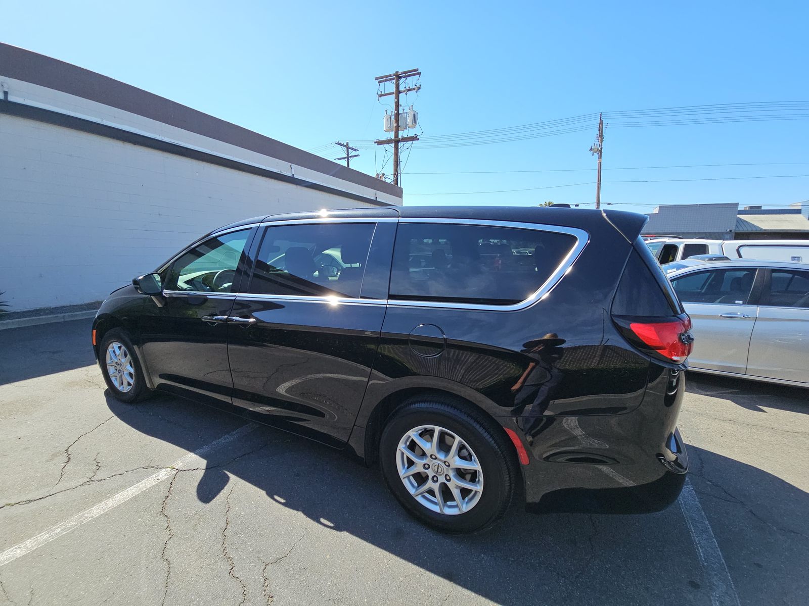 2025 Chrysler Pacifica Select FWD