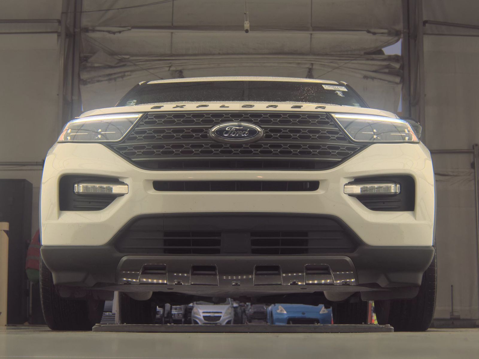 FORD EXPLORER - 4