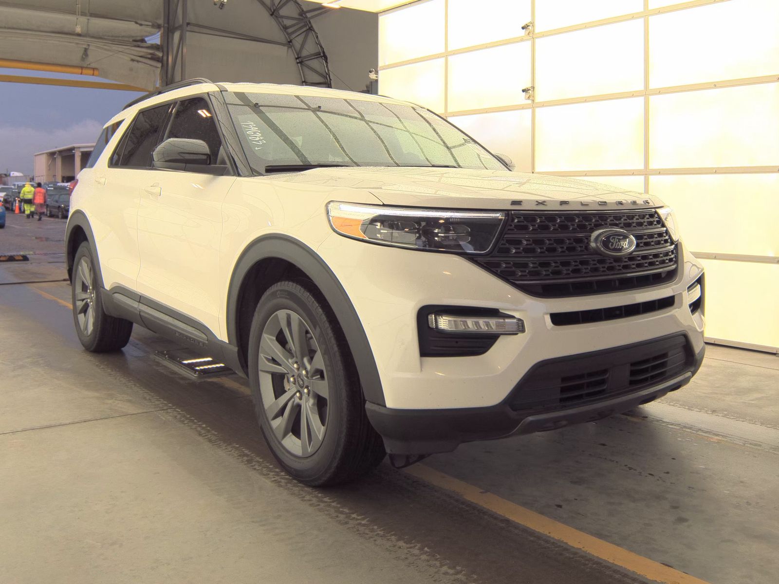 FORD EXPLORER - 5