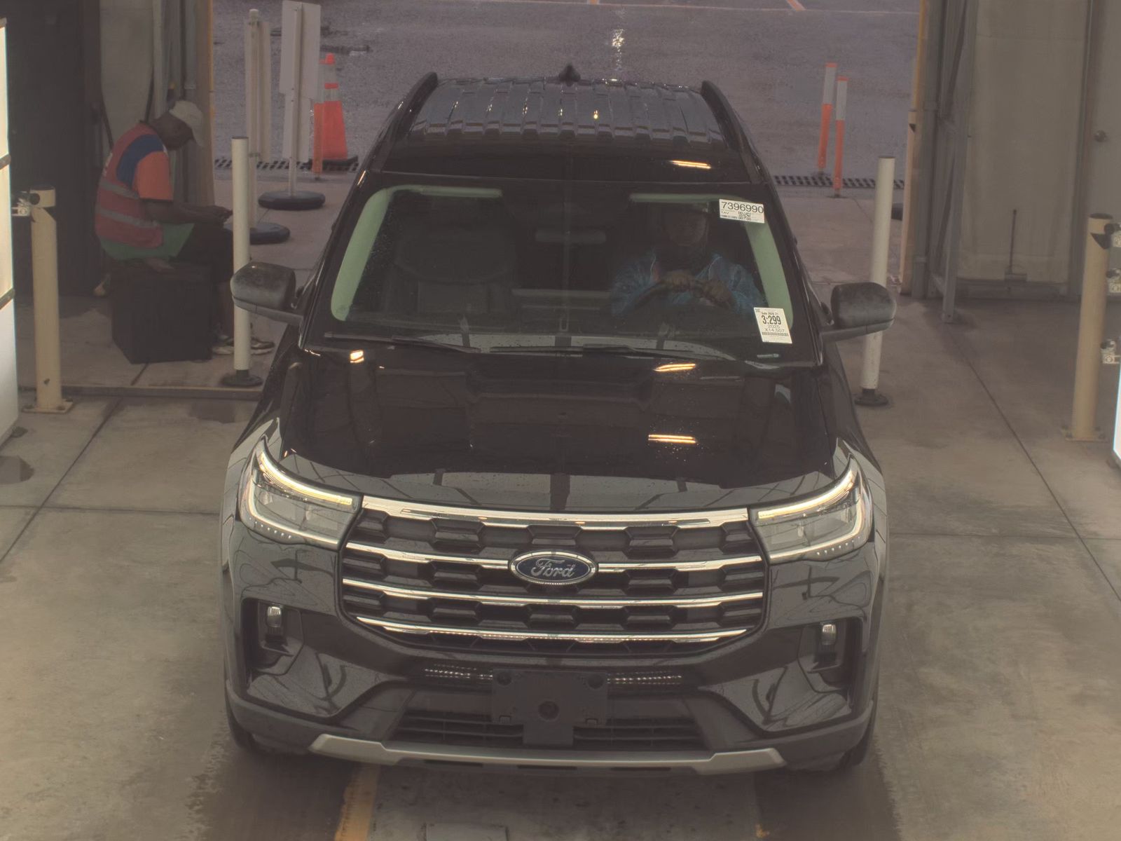 FORD EXPLORER - 3