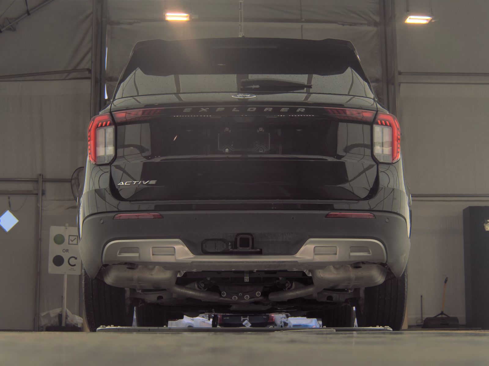 FORD EXPLORER - 8