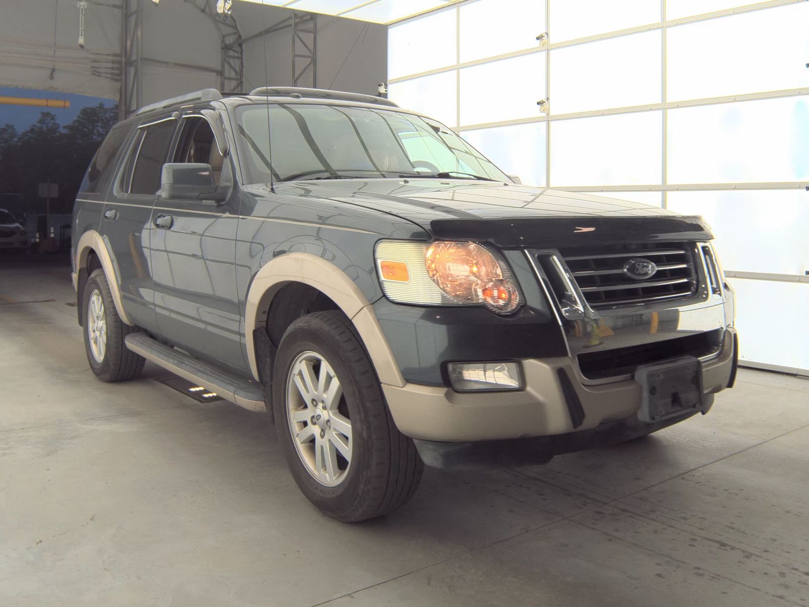 FORD EXPLORER - 5