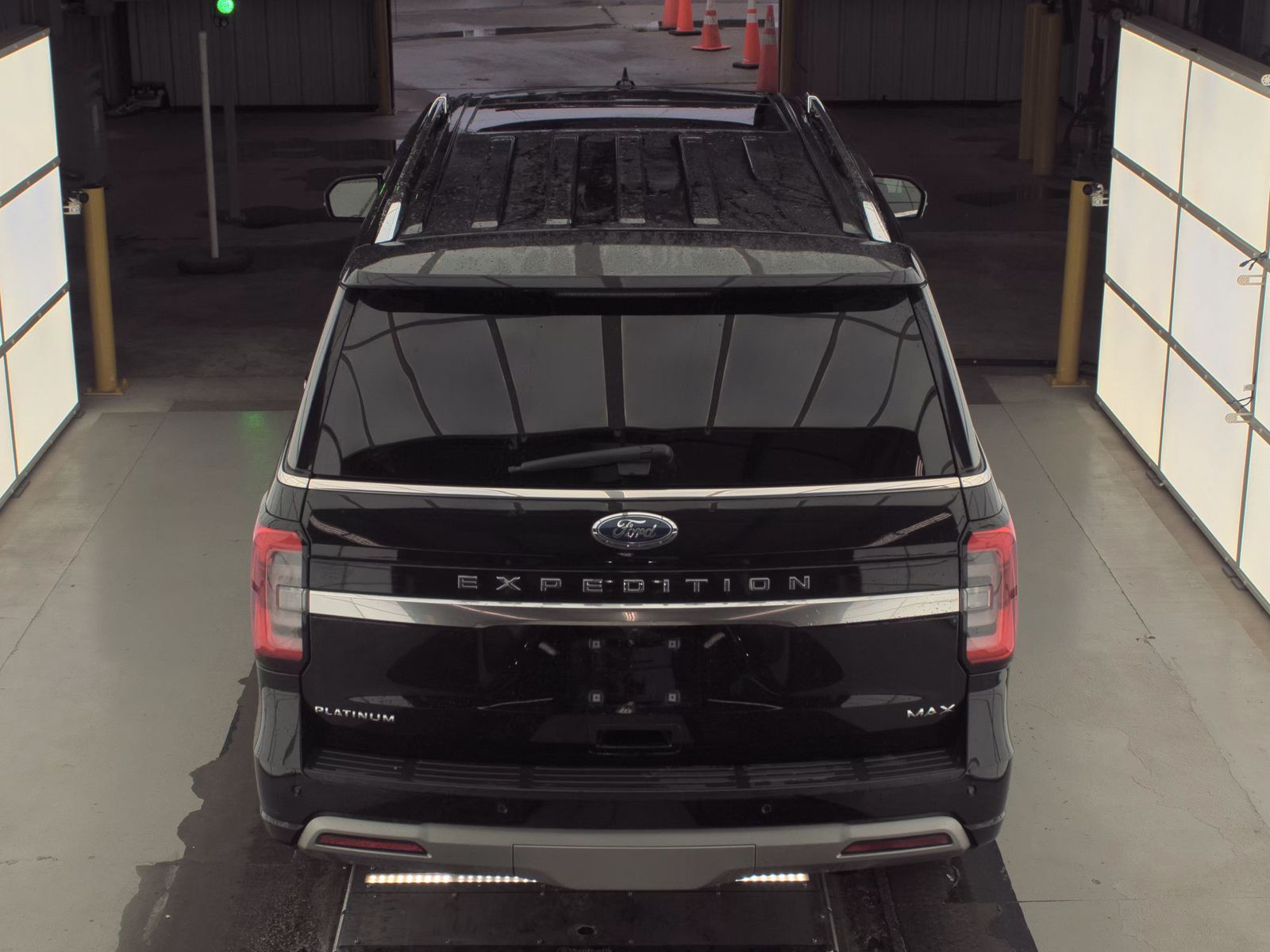 FORD EXPEDITION MAX - 7