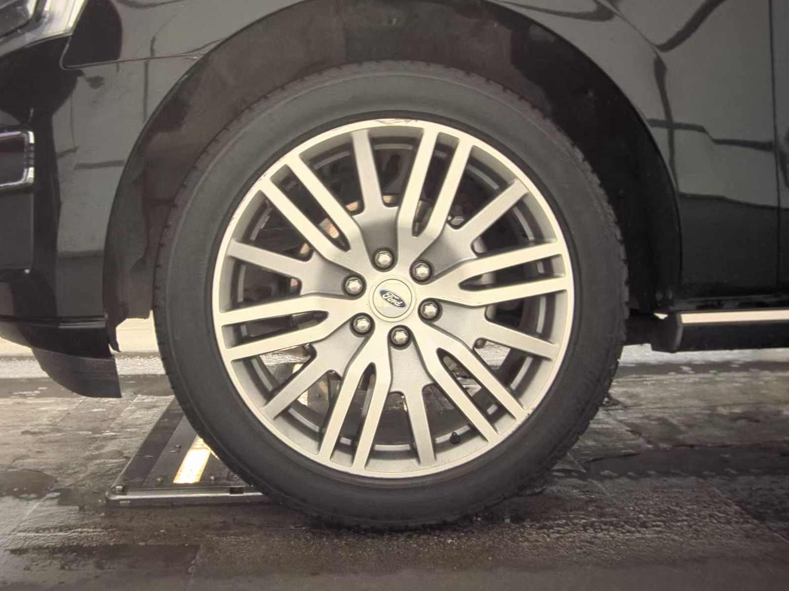 FORD EXPEDITION MAX - 10