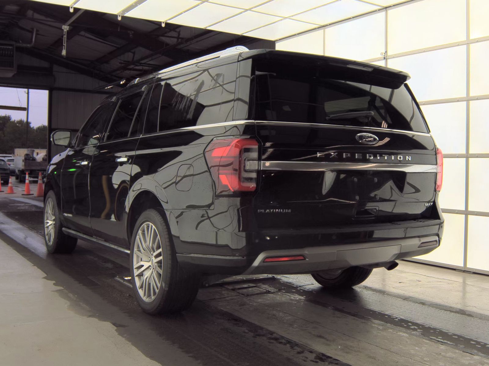 FORD EXPEDITION MAX - 9